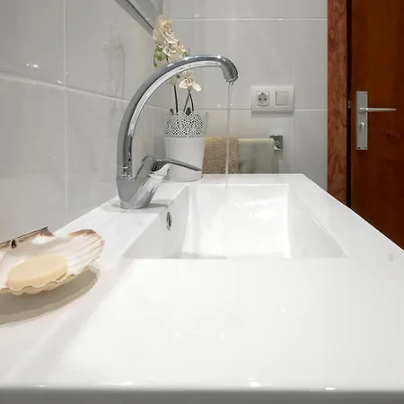 Ribera 5 Apartment *